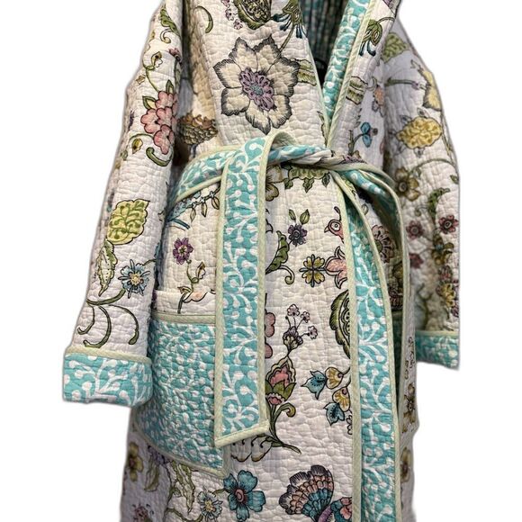 Upcycled Quilt Robe - cozy for reading and lounging - Picture 3 of 5